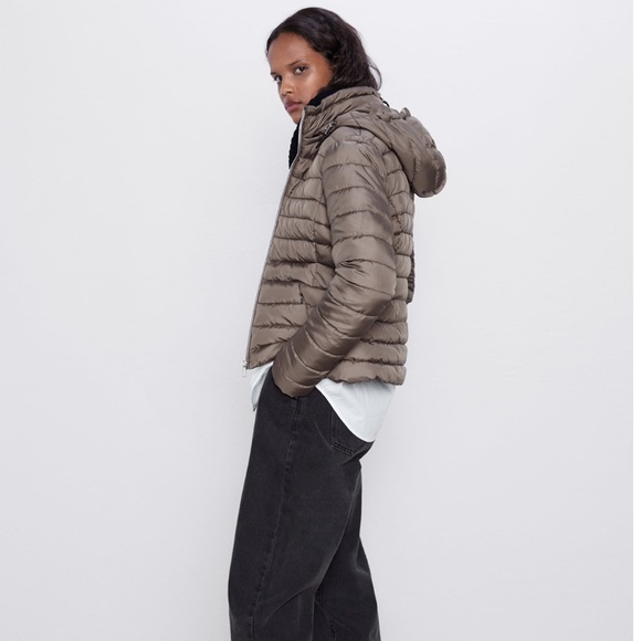 ✨ZARA Puffer Jacket✨ - Picture 5 of 5